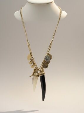 Boho Statement Necklace Double Horn Pendant Disc Charm Gold Tone Chain